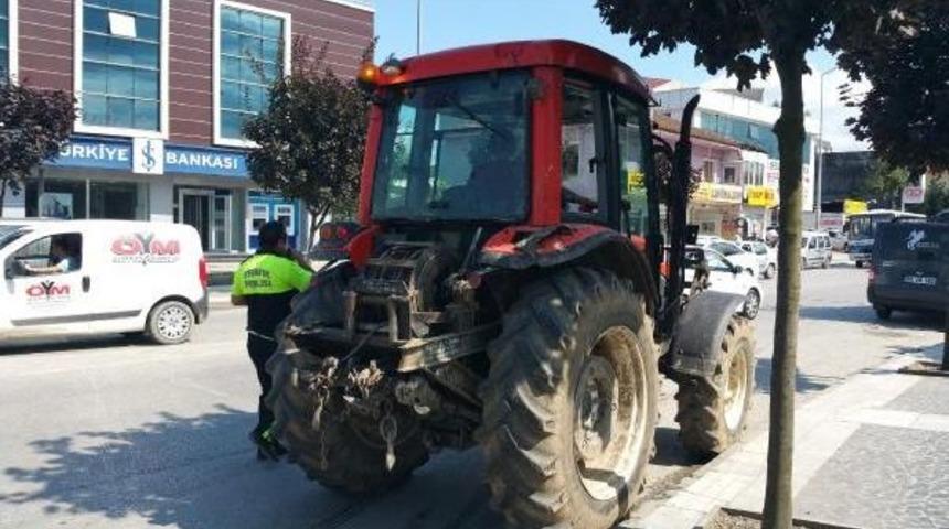 K&uuml;&ccedil;&uuml;k S&uuml;r&uuml;c&uuml;y&uuml; Polis Yakaladı