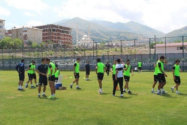 Akhisar Belediyespor Erzurum’da Kampa Girdi