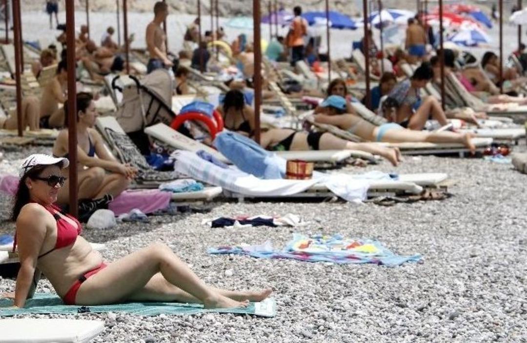 Nemden Bunalan Soluğu Denizde Aldı