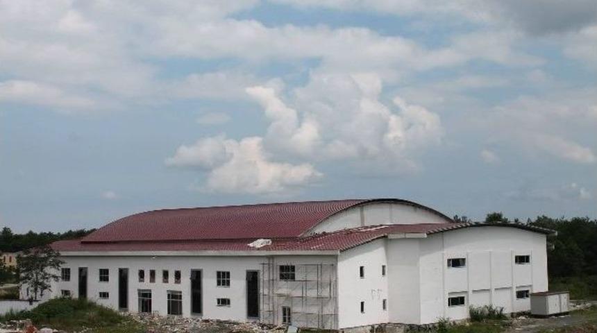 Yeni Spor Salonu 2 Aya Hazır