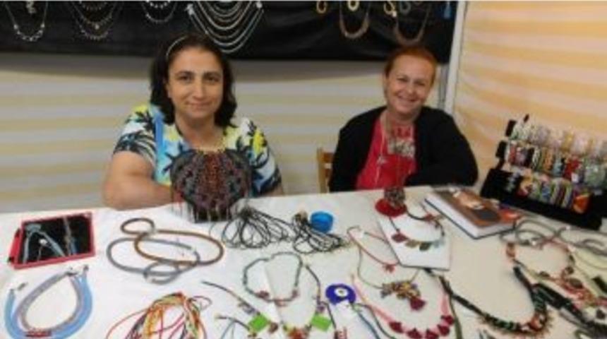 Gece Pazarı Kadınların &Uuml;r&uuml;nlerini Değerlendirme Yeri Oldu