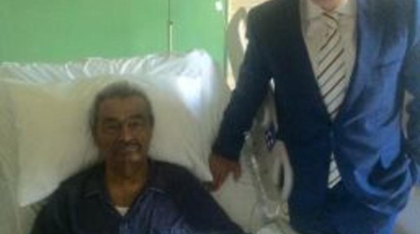 Mhp'li Eski Vekil T&uuml;rkkan, Kamer Gen&ccedil;'i Hastanede Ziyaret Etti