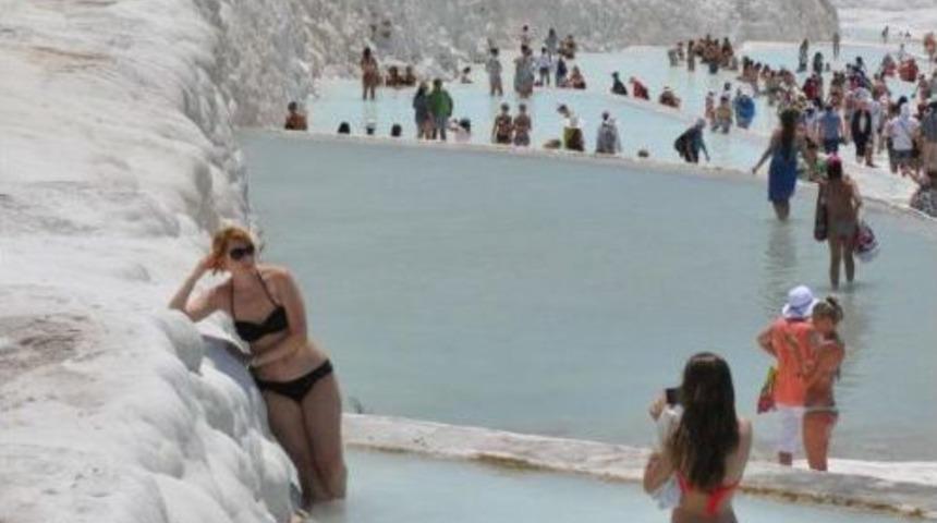 Beyaz Cennette Selfie