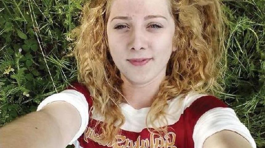 &Uuml;niversiteli Aslı, G&ouml;zyaşlarıyla Uğurlandı