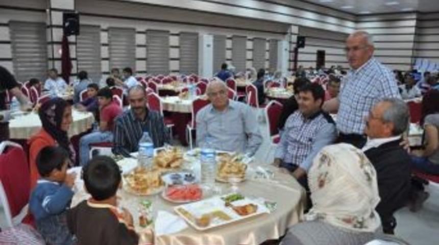 Ürgüp Belediye Başkanı Yıldız, Belediye Personeli İle İftarda Biraraya Geldi