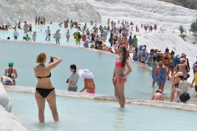 Beyaz Cennet Pamukkale'de Turist Sayısında Düşüş Var