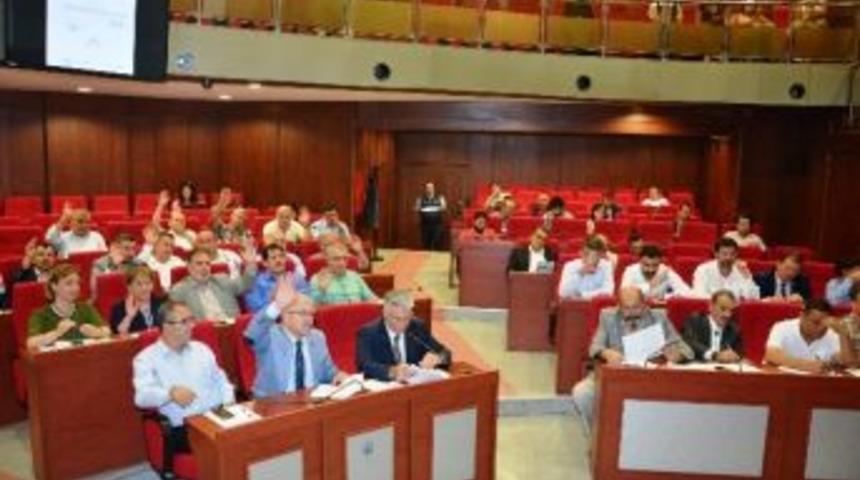 İzmit Belediye Meclis Toplantısı Yapıldı