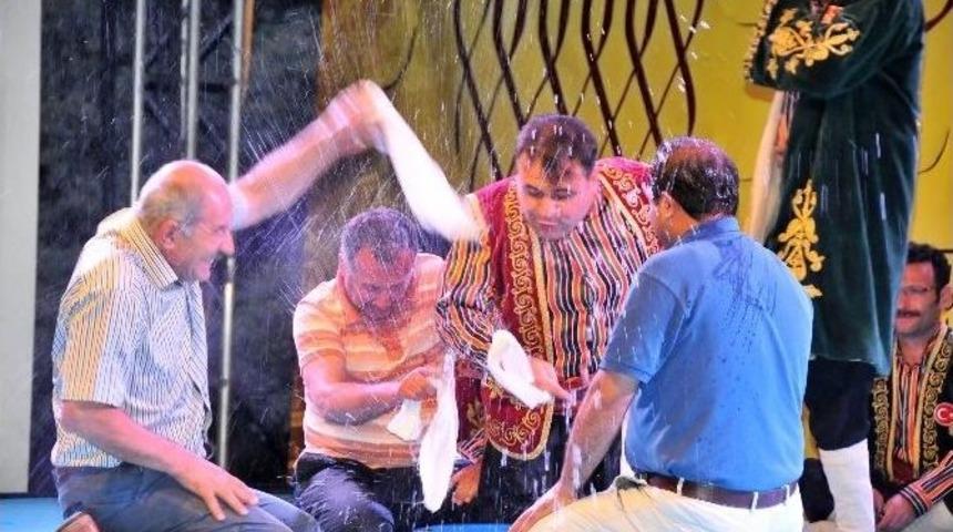 Akşehir Sıra Yarenleri&rsquo;nden G&ouml;steri