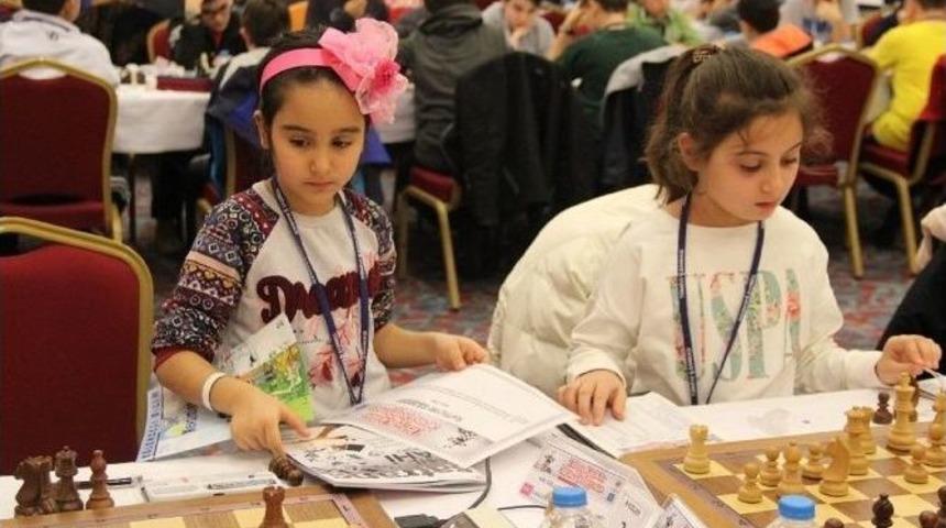 Gkv&rsquo;li Dila Baloğlu Birinci Oldu