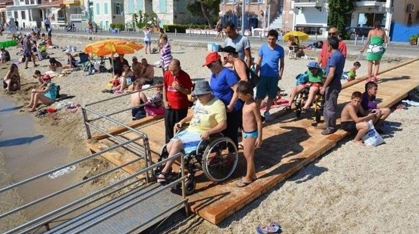 Fo&ccedil;a Denizinde Artık Engel Yok