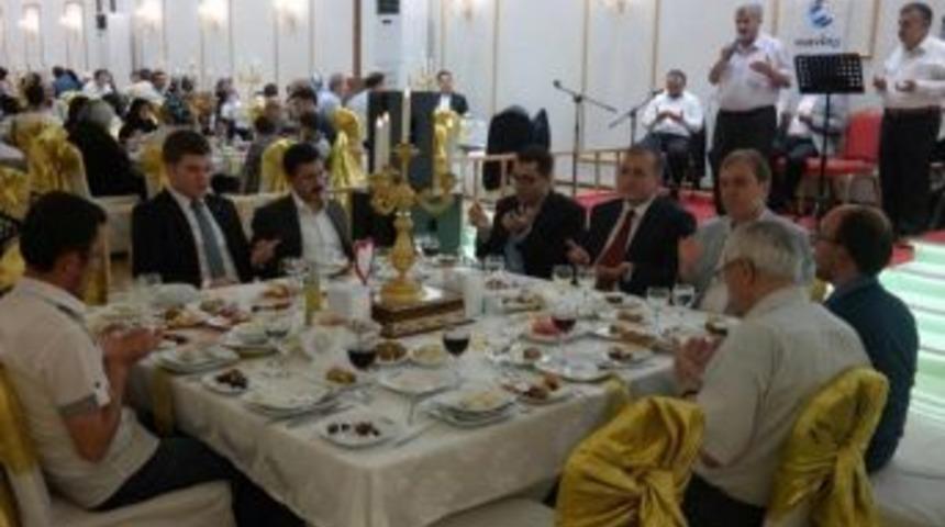 Tavşanlı Kaymakamlığı&rsquo;ndan Şehit, Gazi Aileleri, Yetim Ve Engellilere İftar