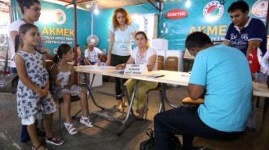 Akmek Stantlarına Yoğun İlgi