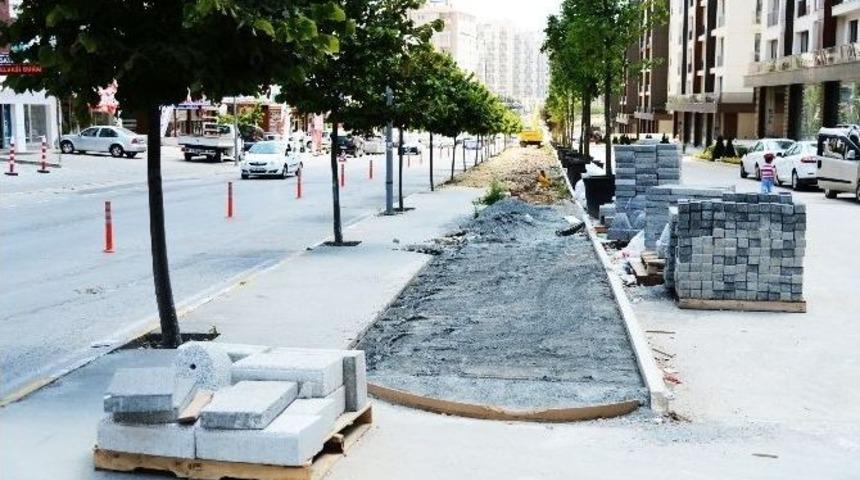 Anadolu Caddesi Hak Ettiği Prestije Kavuşuyor