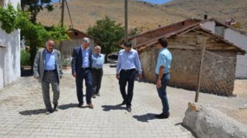 Polat: &ldquo;2015 Yılında 100 Bin M2 Kilit Taşı D&ouml;şendi&rdquo;