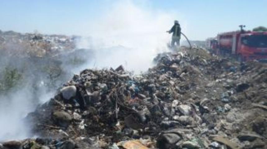 &Ccedil;&ouml;pl&uuml;kte &Ccedil;ıkan Yangın S&ouml;nd&uuml;r&uuml;ld&uuml;