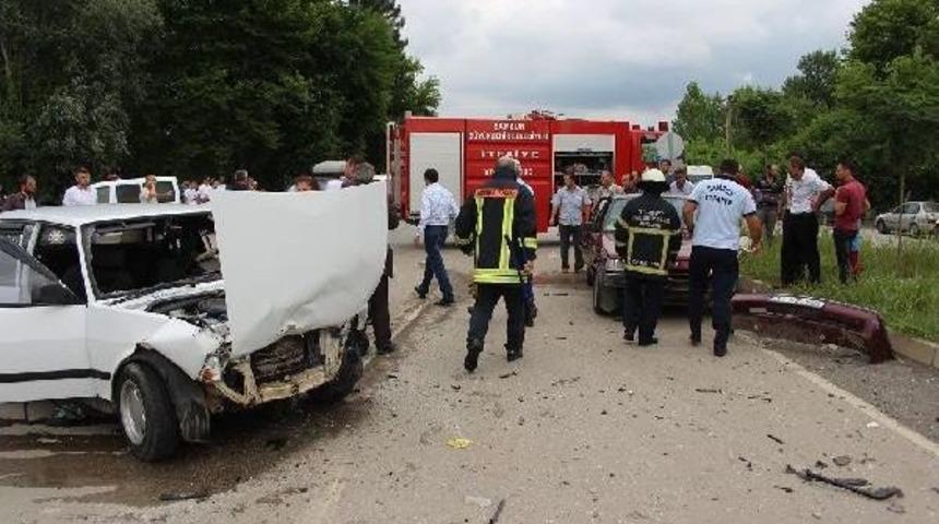 &Ccedil;arşamba'da Kaza: 7 Yaralı