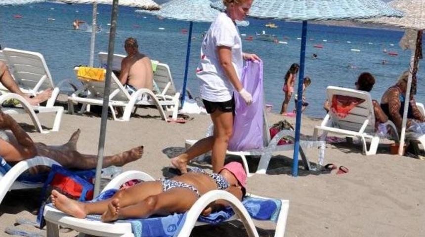 Tuı'den Plaj Temizliği