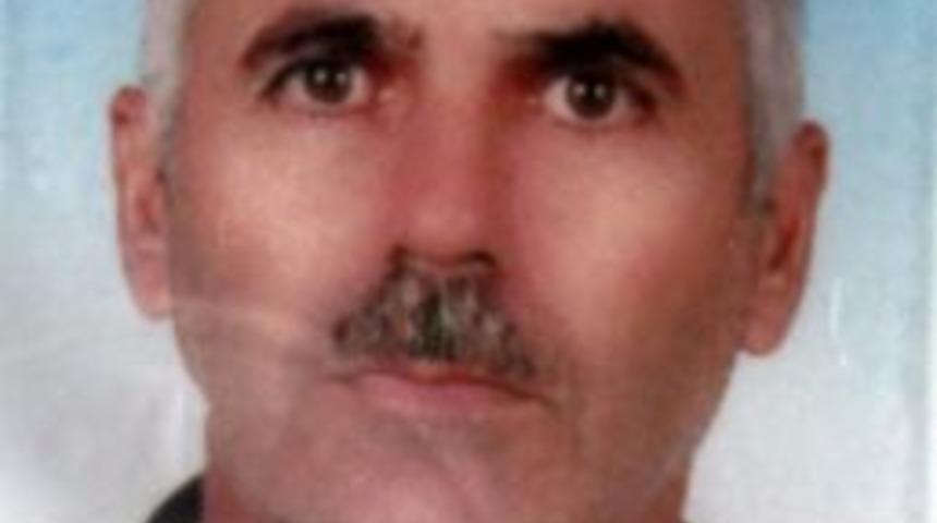 Duvara Çarptığı Araç Mezarı Oldu