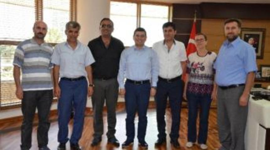 Pazarcılar Odası Y&ouml;netiminden T&uuml;t&uuml;nc&uuml;&rsquo;ye Ziyaret