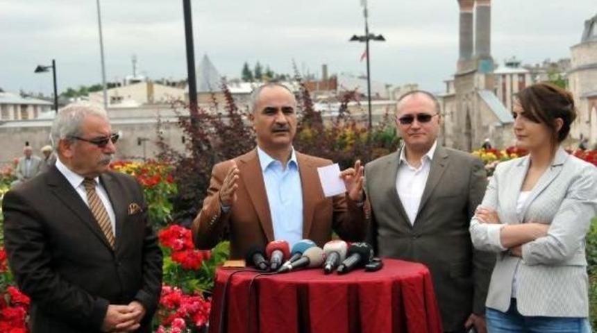 Tbmm Başkanı Yılmaz, Sivas'ta Sokak Iftarına Katılacak