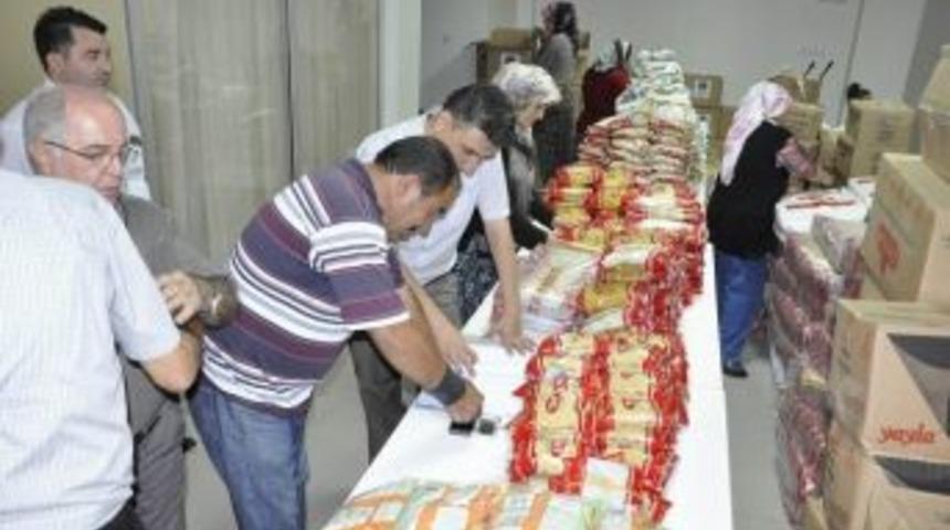 G&uuml;r&uuml;n&rsquo;de İhtiya&ccedil; Sahibi Ailelere Gıda Yardımı