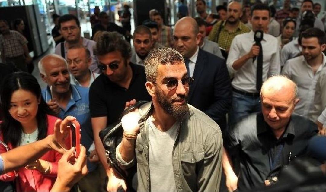 Arda Turan Barselona&rsquo;ya Gitti