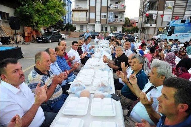 Başkan Tütüncü, Meclis Üyeleriyle Ramazan Sevincini Paylaştı