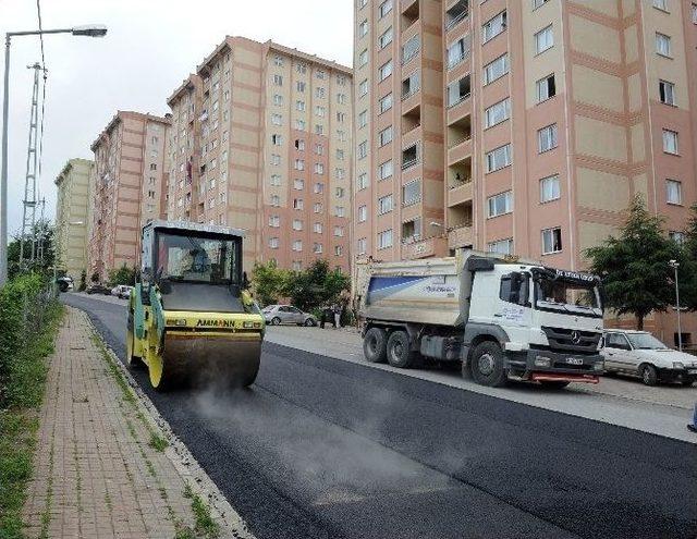 Yıldızlı Toki Konutlarının Yolu Asfaltlanıyor