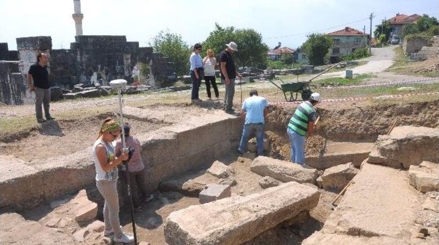 Ge&ccedil;mişe Dokunmak İstenler Bu B&ouml;l&uuml;m&uuml; Se&ccedil;iyor