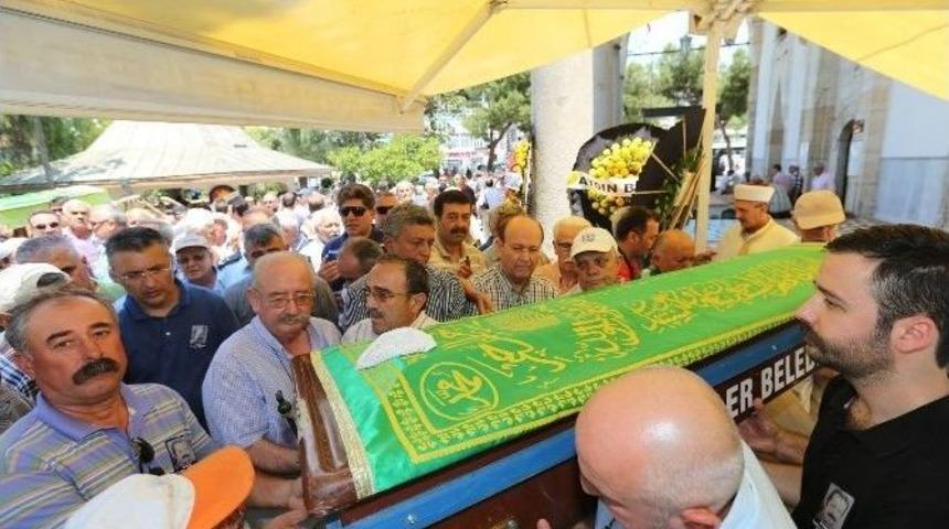 Aydın Marangozlar Odası Eski Başkanı Akdeniz Toprağa Verildi