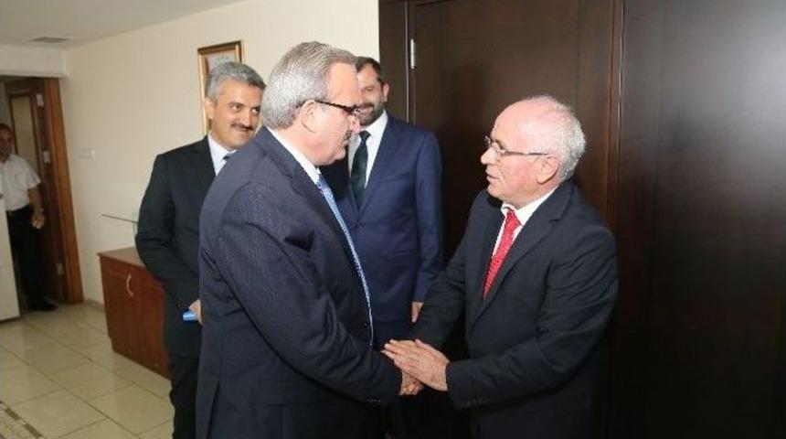 Hayırsever İş Adamından G&uuml;rsu&rsquo;ya Bir Okul Daha