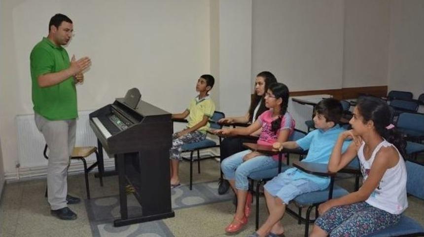 Gen&ccedil; Yetenekleri Geleceğe Hazırlanıyor