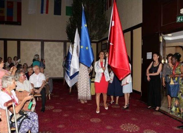 20. Uluslararası Soroptimist Konvansiyonu 32 Yıl Sonra Yeniden İstanbul'da