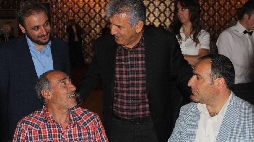 Elibol Ak Parti Ke&ccedil;i&ouml;ren İl&ccedil;e Teşkilatı İle İftar Yaptı