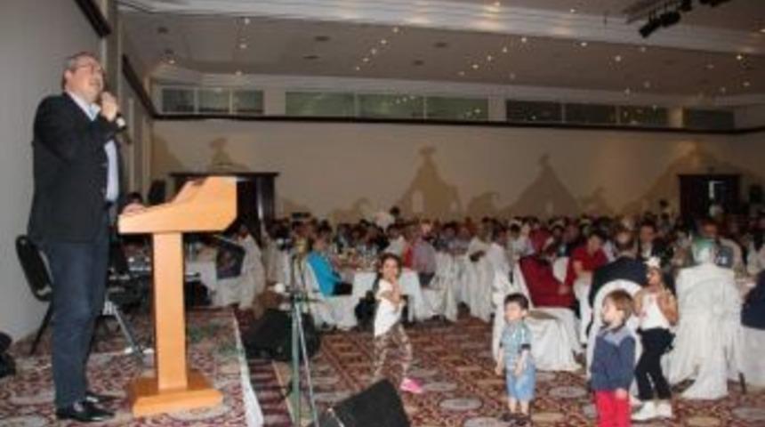 Belediye Başkanı &Uuml;nver&rsquo;den Belediye Personeline İftar Yemeği