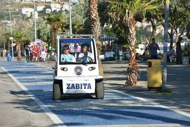 Turizm Zabıtaları, Büyükçekmece Sahillerinde Kuş Uçurtmuyor