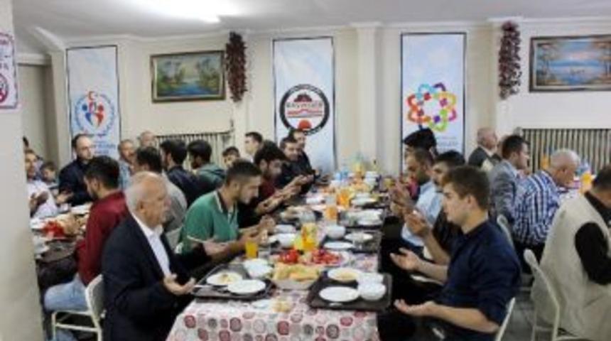 Sıla Yurdu, İftarlarına Devam Ediyor