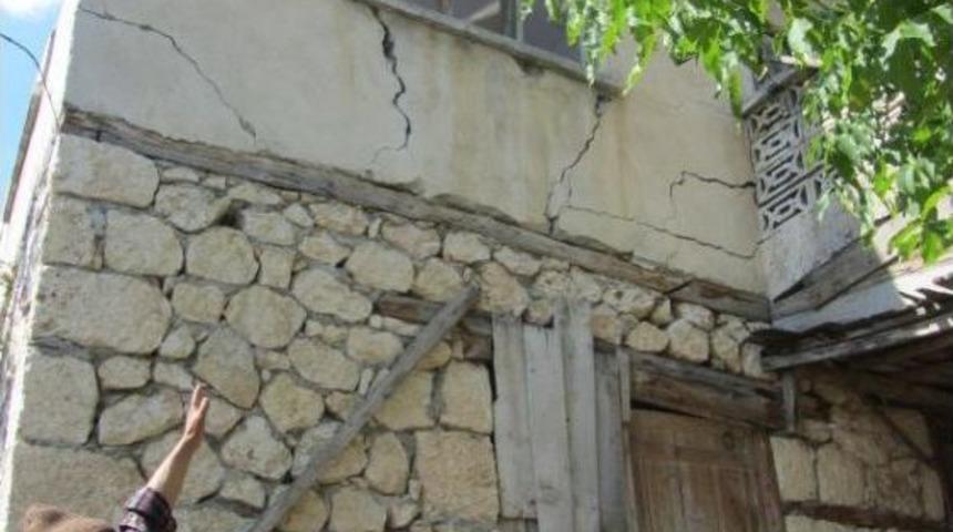 Heyelan Mağdurlarının 13 Yıllık Sorunu &Ccedil;&ouml;z&uuml;lemedi