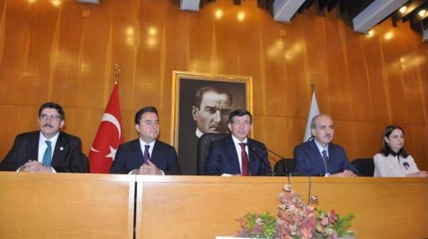 Davutoğlu: Kılı&ccedil;daroğlu'nun Benimle Ilgili Endişelenmesine Gerek Yok (2)
