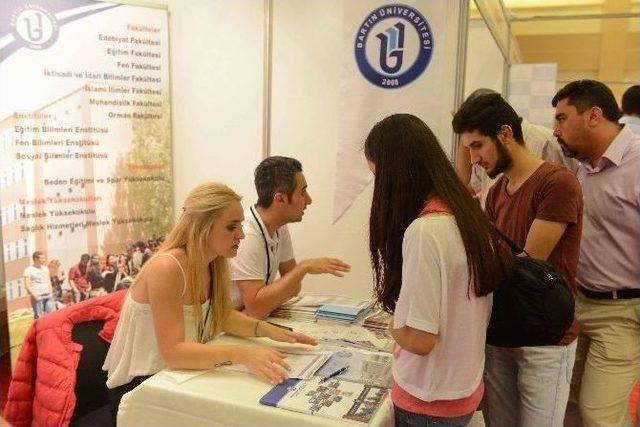 Bü’ye Fuarda Yoğun İlgi