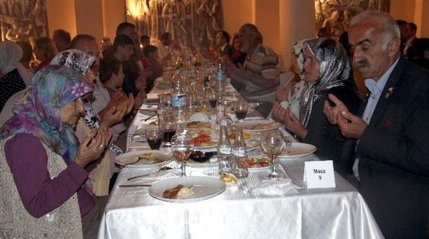 Kastamonu&rsquo;da Gazilere Ve Şehit Ailelerine İftar Verildi