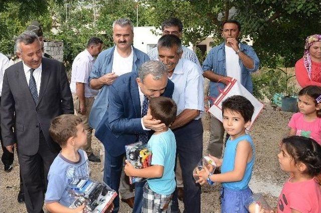 Vali Büyük’den Şehit Ailelerine Ziyaret