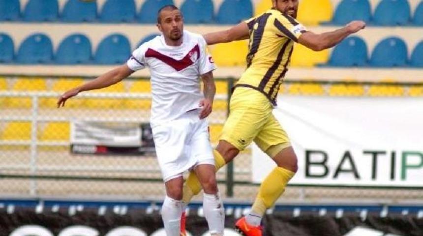 Bucaspor'dan G&ouml;khan'a 7 Bin Tl