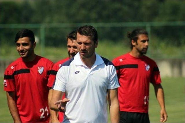 Elazığspor'da 2 Oyuncunun Peşinde