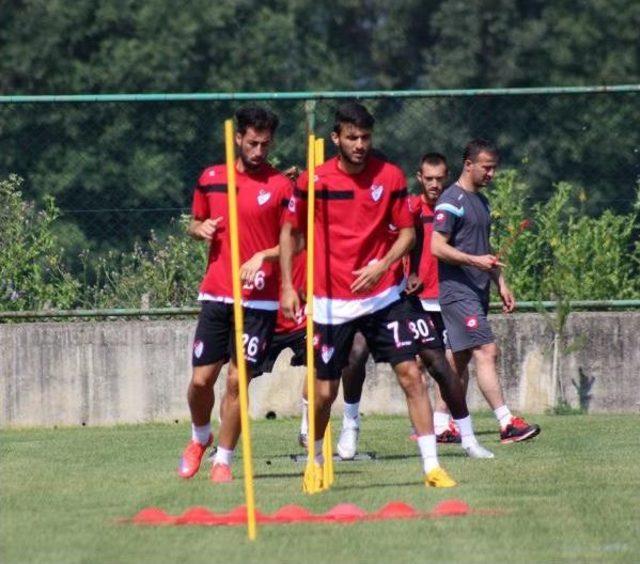 Elazığspor'da 2 Oyuncunun Peşinde