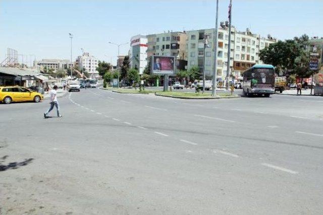 Şanlıurfa; Gündüz Bomboş, Gece Cıvıl Cıvıl