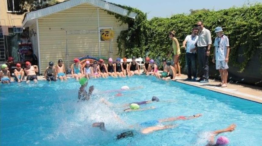 Yaz Spor Okulları İle Yerinde Eğitim Veriliyor