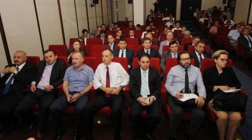 İl Koordinasyon Kurulu Toplantısı Trabzon Valisi Abdil Celil &Ouml;z Başkanlığında Ger&ccedil;ekleştirildi