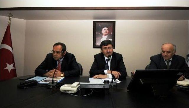 İl Koordinasyon Kurulu Toplantısı Trabzon Valisi Abdil Celil Öz Başkanlığında Gerçekleştirildi
