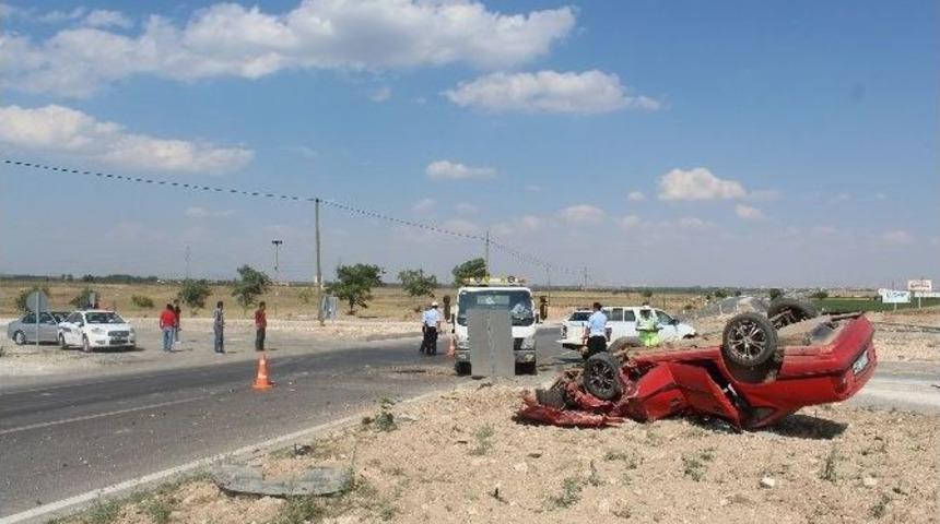 Karaman&rsquo;da Trafik Kazası: 3 Yaralı